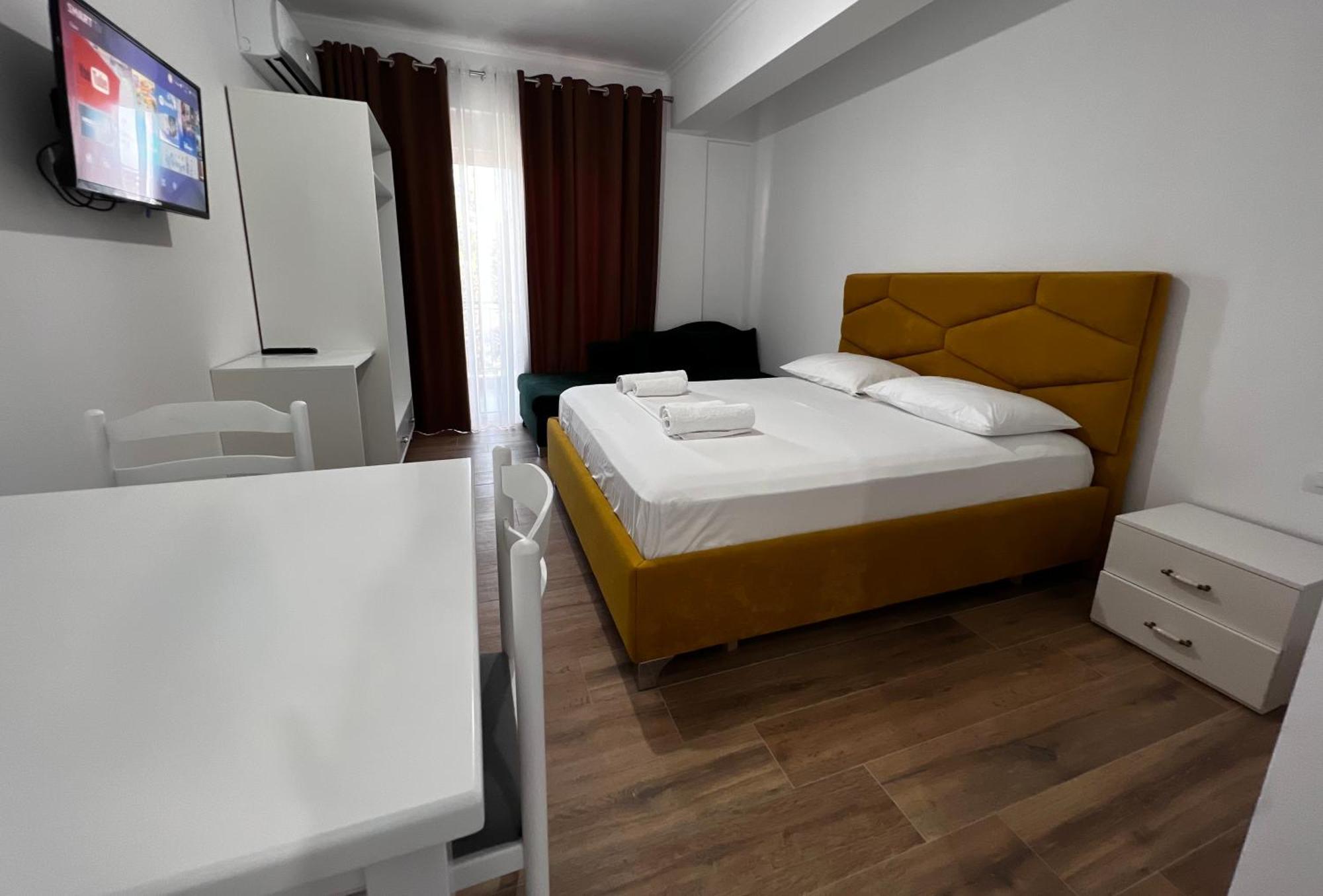 The Gwen Apartment Sarande Exterior photo
