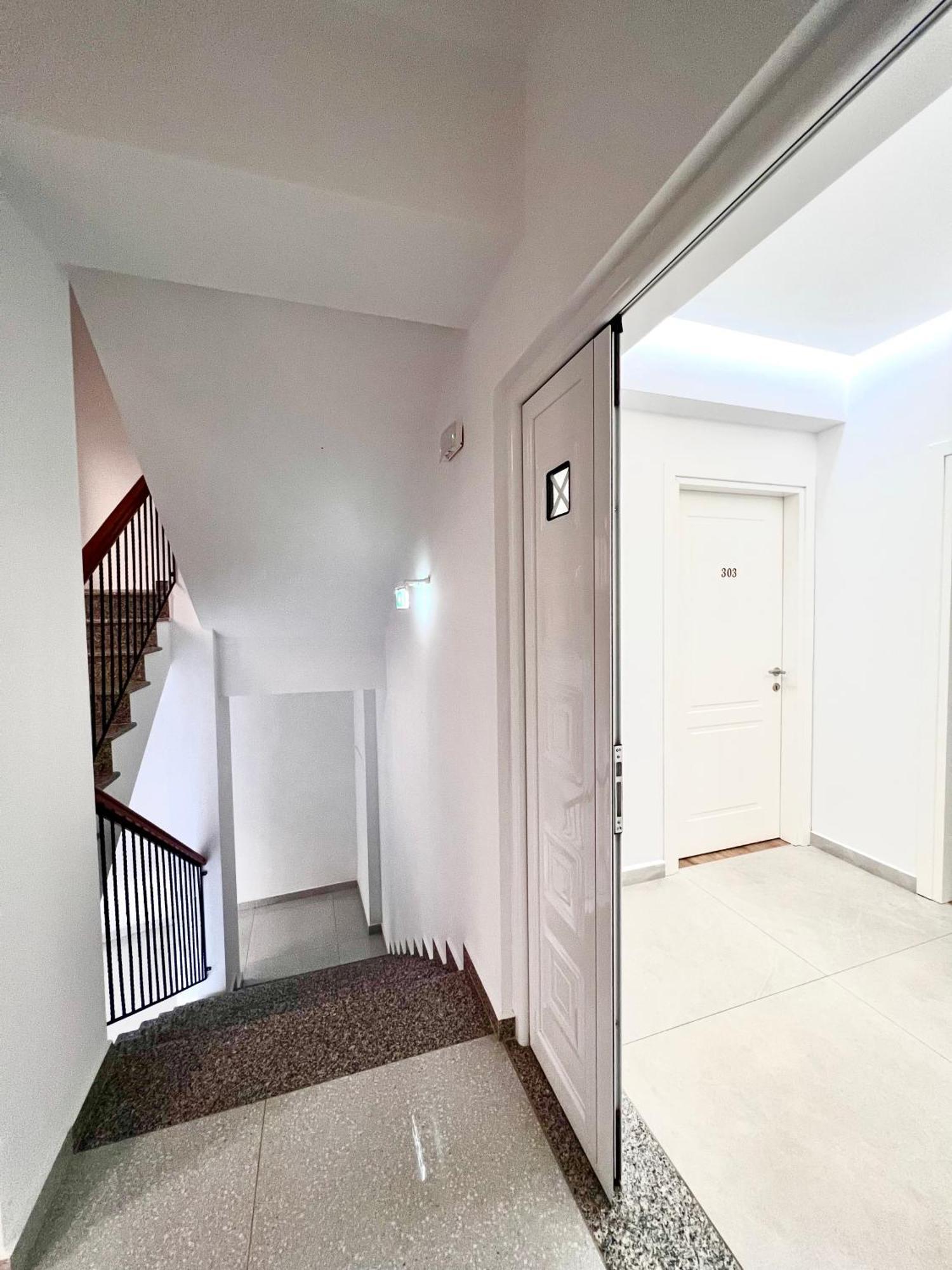 The Gwen Apartment Sarande Exterior photo