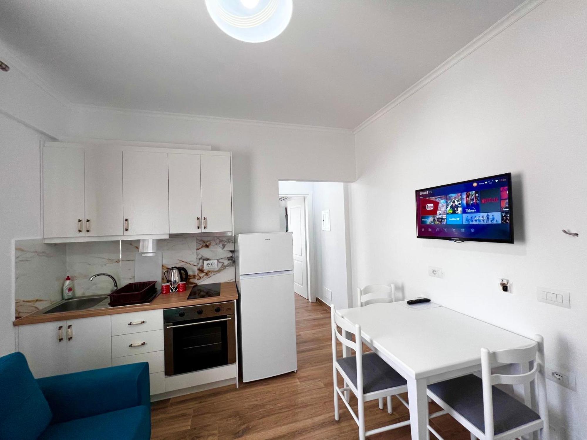 The Gwen Apartment Sarande Exterior photo