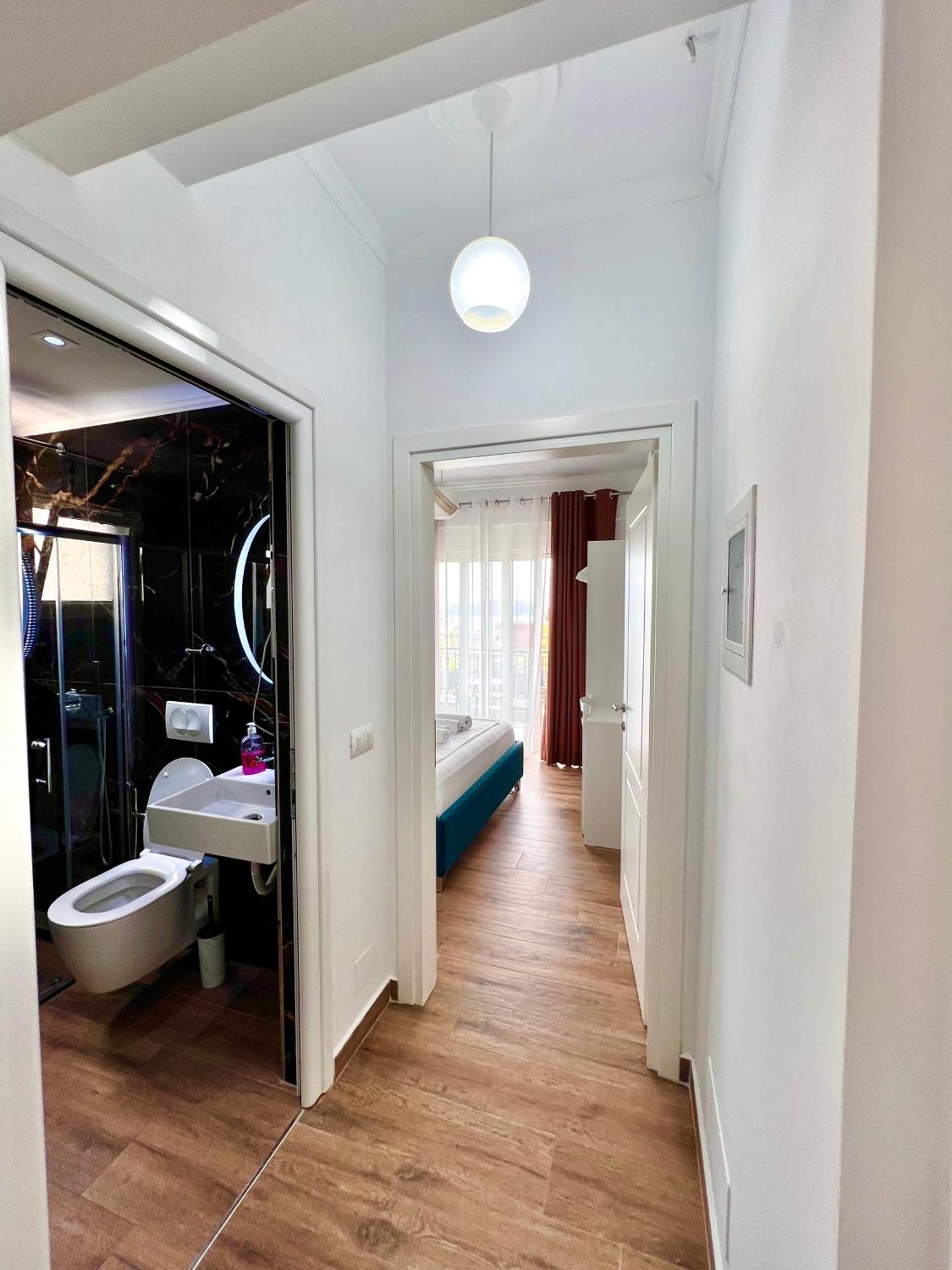 The Gwen Apartment Sarande Exterior photo