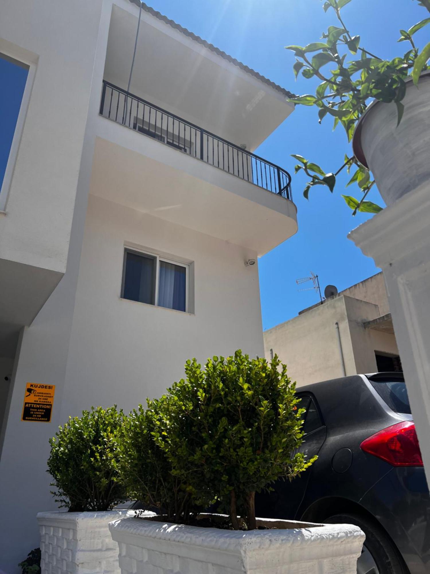 The Gwen Apartment Sarande Exterior photo