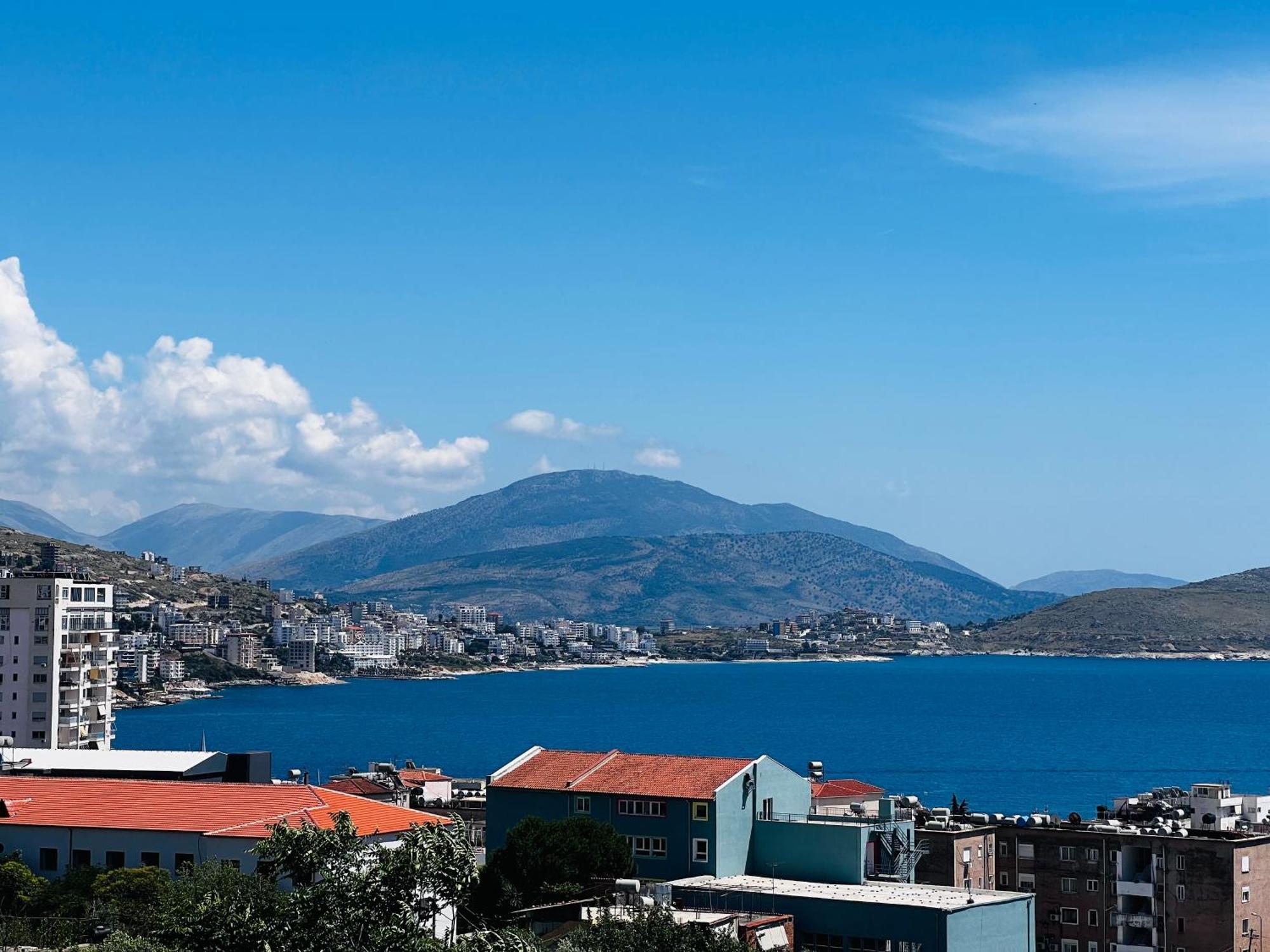 The Gwen Apartment Sarande Exterior photo